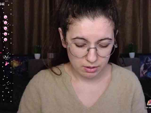 AminaBeatris13 webcam