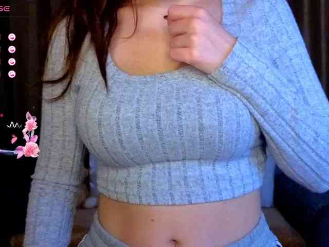 AminaBeatris13 webcam