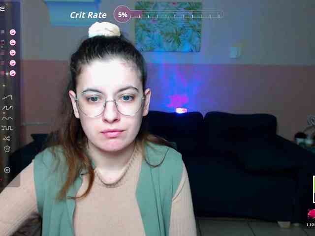 AminaBeatris13 webcam