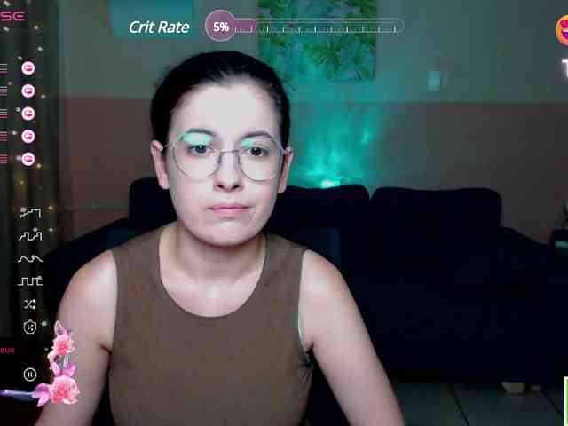AminaBeatris13 webcam