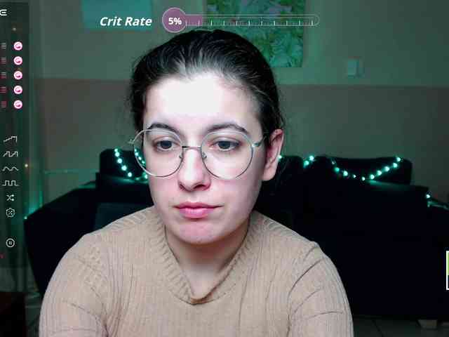 AminaBeatris13 webcam