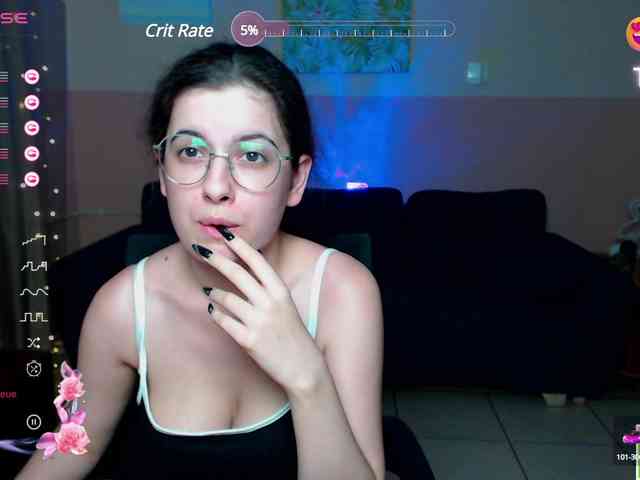 AminaBeatris13 webcam