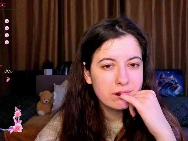 AminaBeatris13 webcam