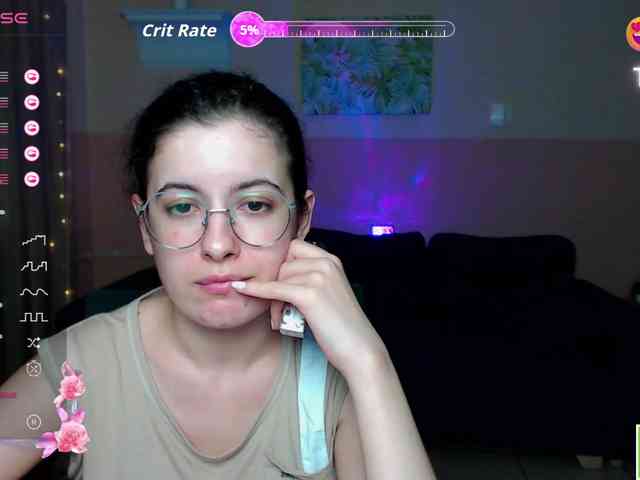 AminaBeatris13 webcam