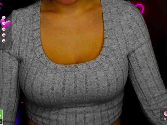 AminaBeatris13 webcam