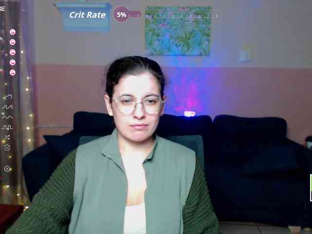 AminaBeatris13 webcam