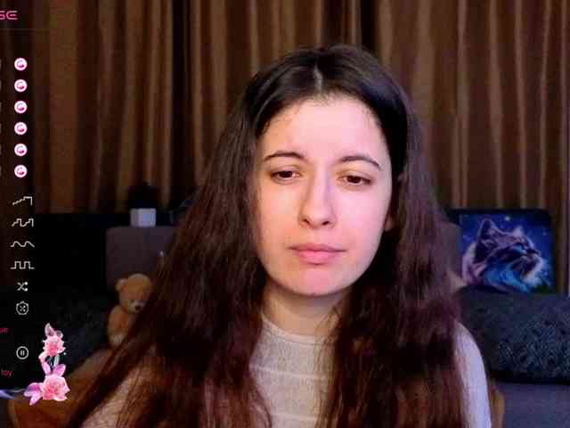 AminaBeatris13 webcam