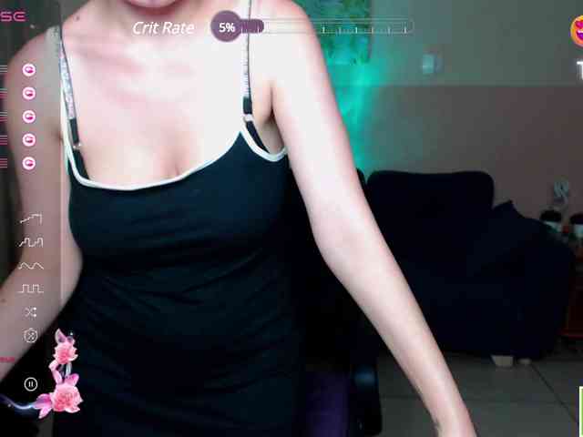 AminaBeatris13 webcam