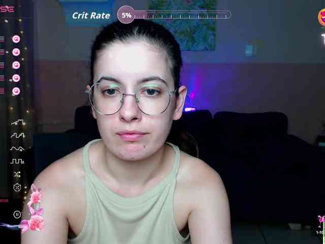 AminaBeatris13 webcam