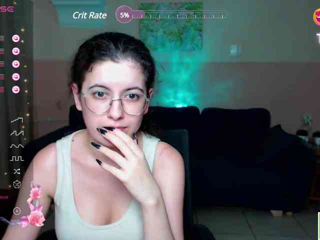 AminaBeatris13 webcam