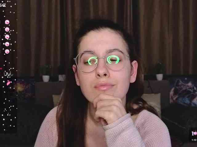 AminaBeatris13 webcam