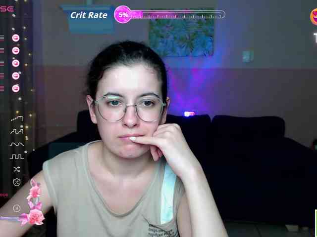 AminaBeatris13 webcam