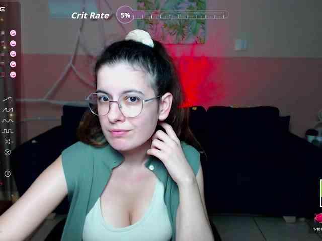 AminaBeatris13 webcam