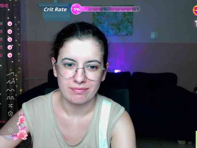 AminaBeatris13 webcam