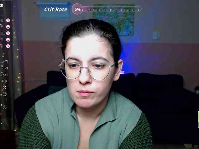 AminaBeatris13 webcam