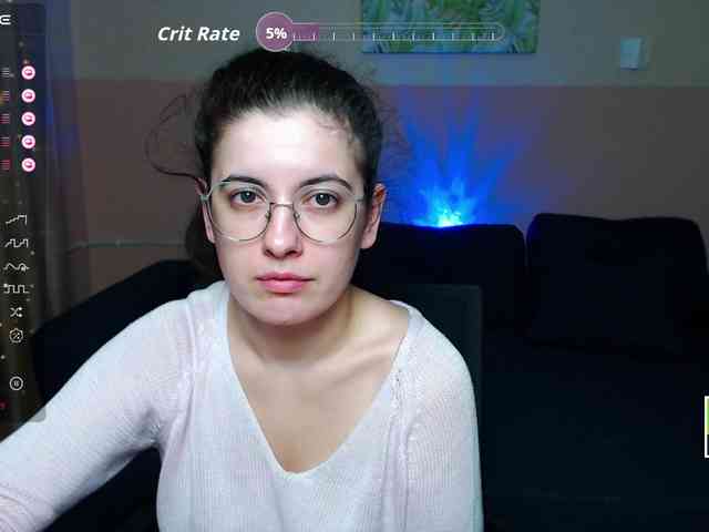 AminaBeatris13 webcam