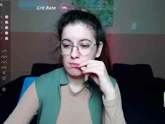 AminaBeatris13 webcam