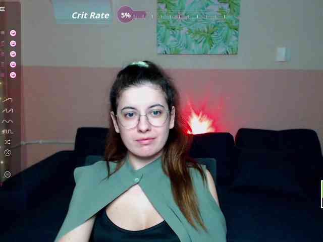 AminaBeatris13 webcam