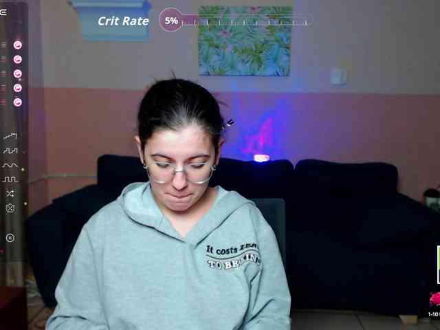 AminaBeatris13 webcam