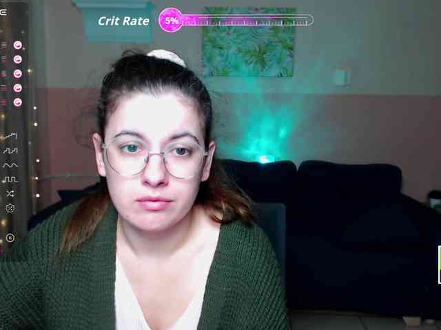 AminaBeatris13 webcam