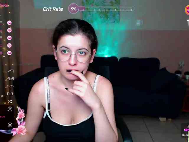 AminaBeatris13 webcam