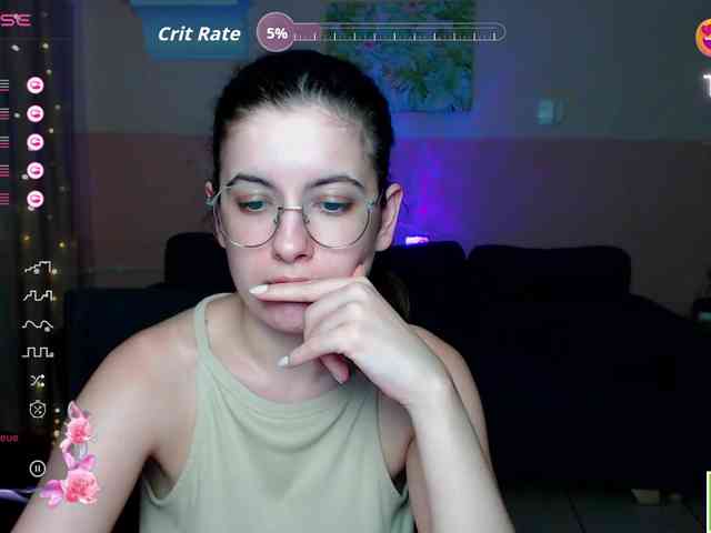 AminaBeatris13 webcam