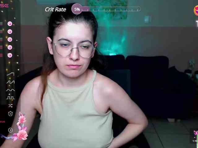 AminaBeatris13 webcam