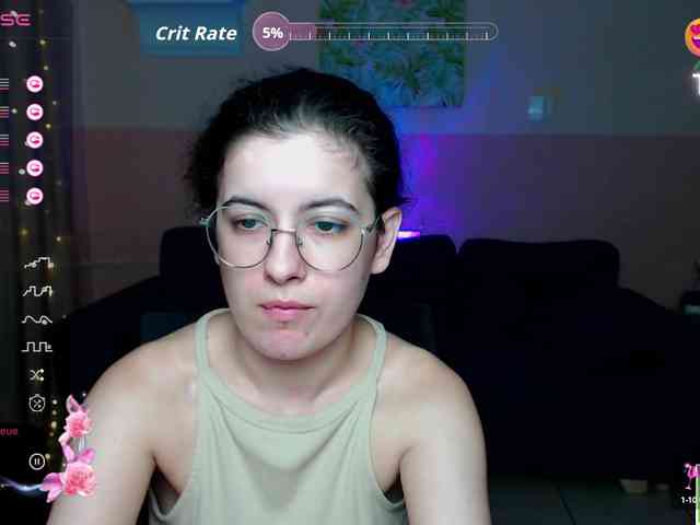 AminaBeatris13 webcam