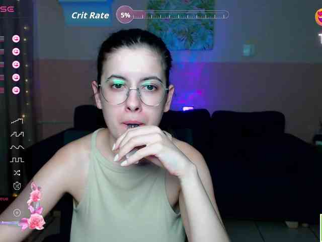 AminaBeatris13 webcam