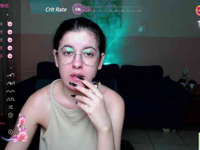 AminaBeatris13 webcam