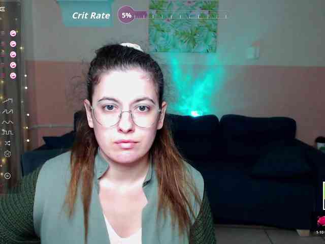 AminaBeatris13 webcam