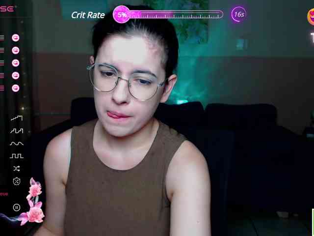 AminaBeatris13 webcam