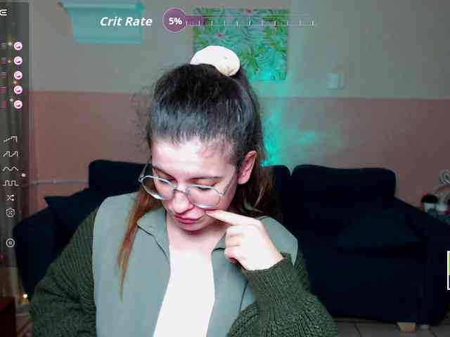 AminaBeatris13 webcam