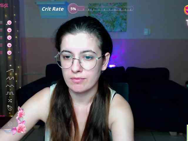 AminaBeatris13 webcam