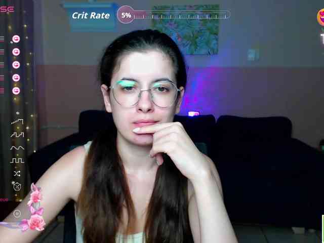 AminaBeatris13 webcam
