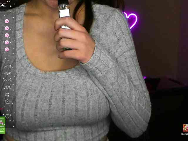 AminaBeatris13 webcam