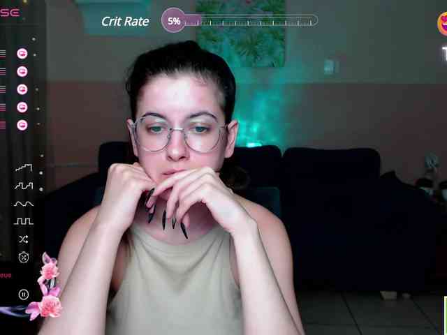 AminaBeatris13 webcam
