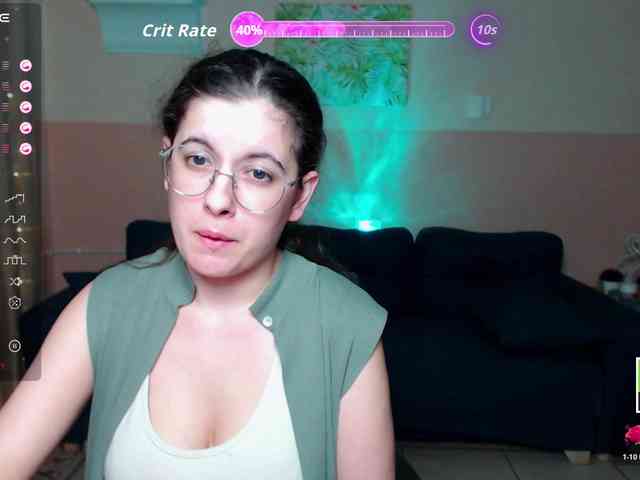 AminaBeatris13 webcam