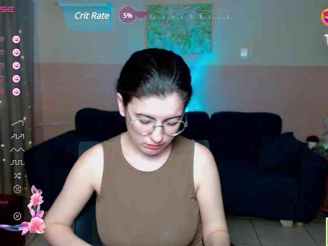 AminaBeatris13 webcam
