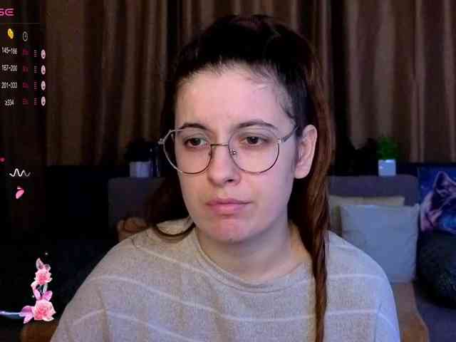 AminaBeatris13 webcam