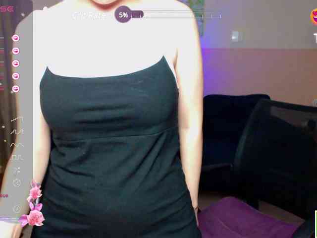 AminaBeatris13 webcam
