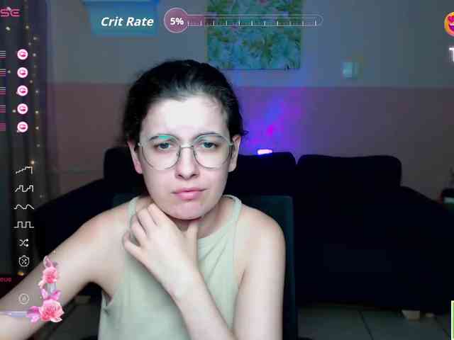AminaBeatris13 webcam