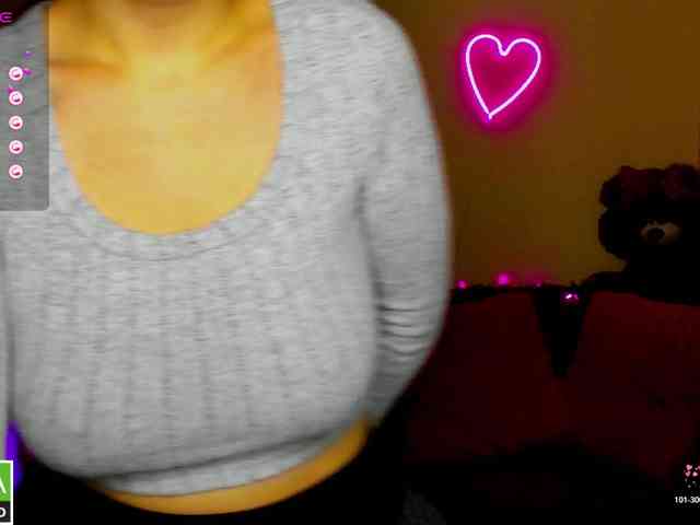 AminaBeatris13 webcam