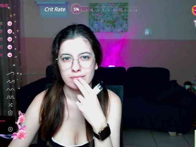 AminaBeatris13 webcam