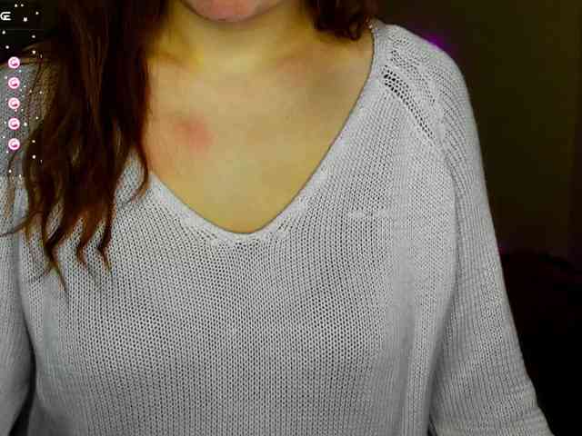 AminaBeatris13 webcam