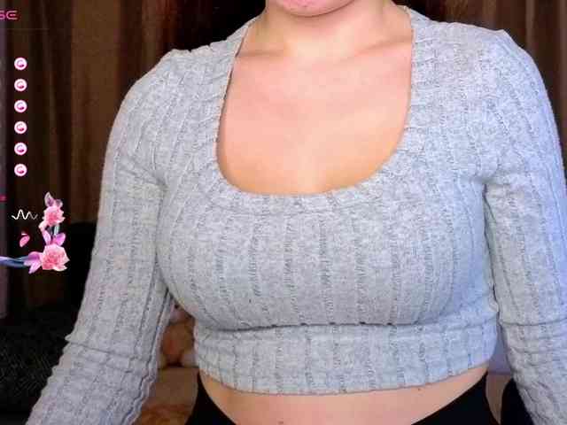 AminaBeatris13 webcam