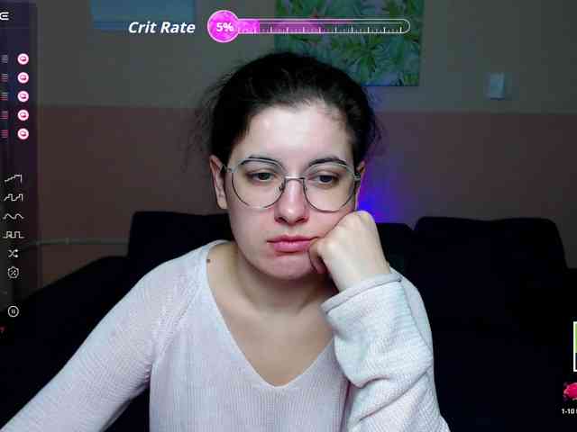 AminaBeatris13 webcam