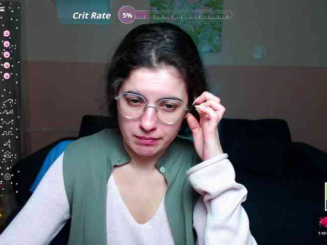 AminaBeatris13 webcam