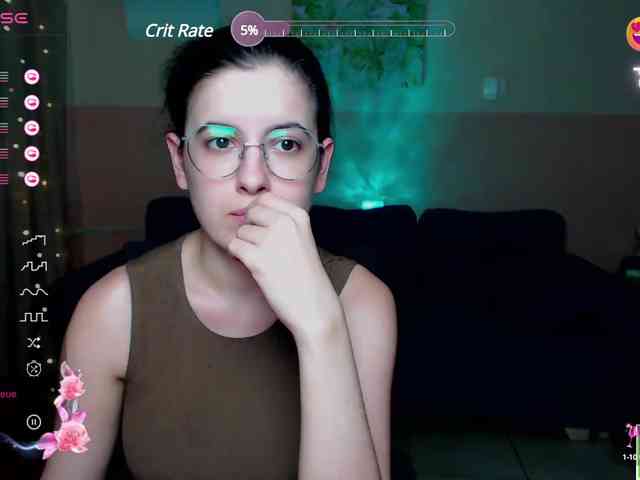 AminaBeatris13 webcam