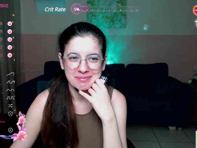 AminaBeatris13 webcam